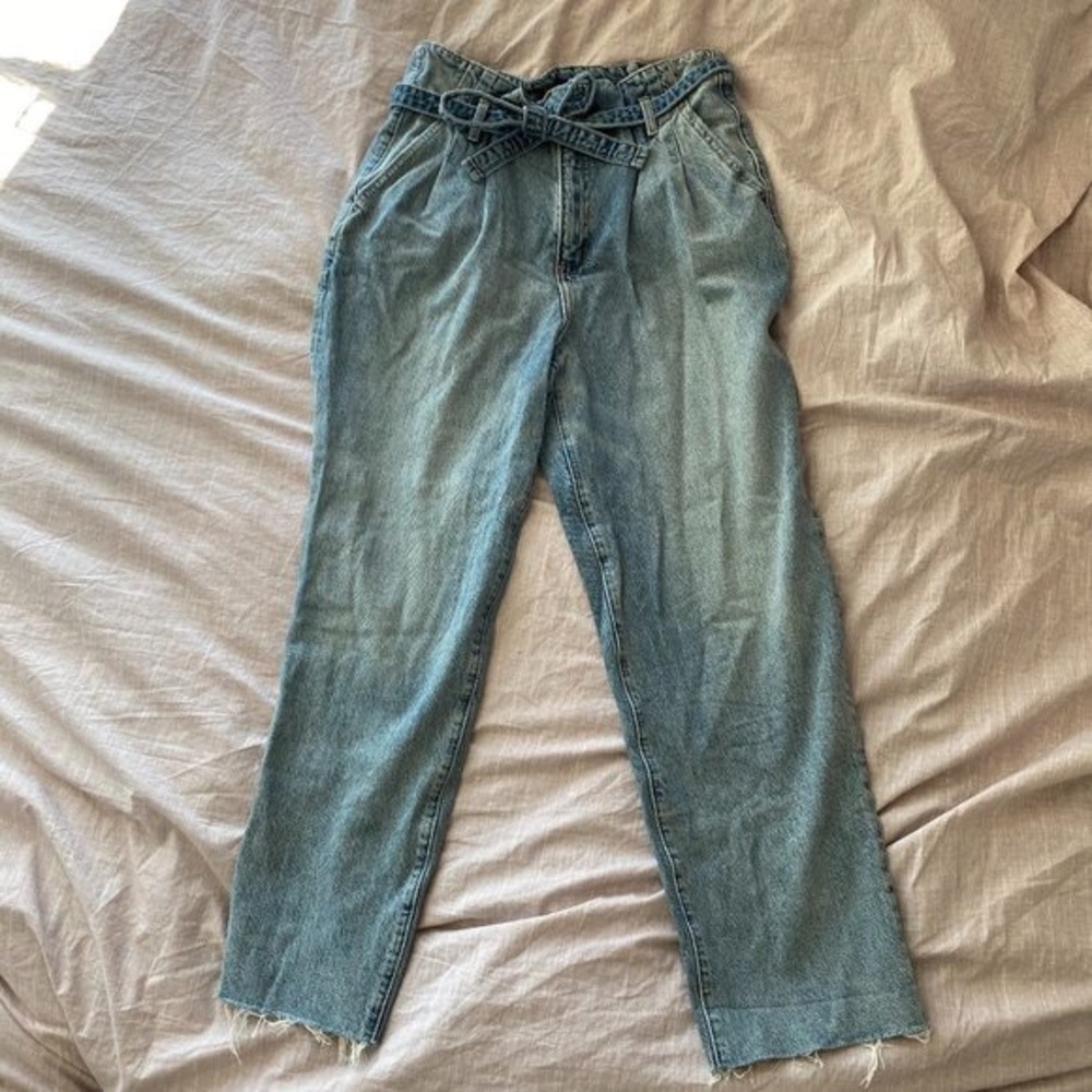 Abercrombie & Fitch paper bag jeans